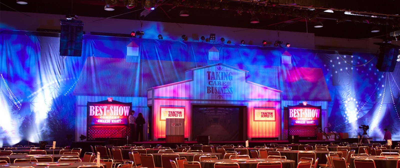 stage_backdrop_for_corporate_event-blog image 1